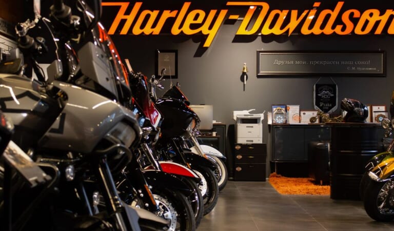 Man Dies After Motorcycle Test Drive Goes Wrong At Harley-Davidson Dealership