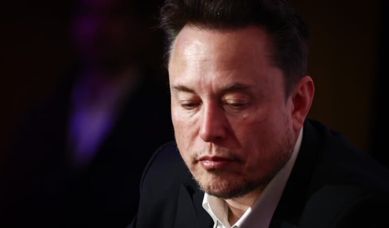 Elon Musk Leaked Email Confirms Tesla Layoffs As Execs Exit