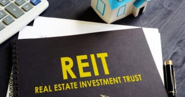 Top 4 Diversified REITs for Future Success